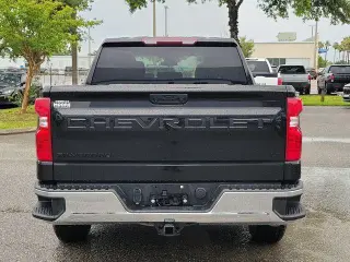 Chevrolet Silverado 1500 2023 4x4 LT 4dr Crew Cab 5.8 ft. SB w/1LT