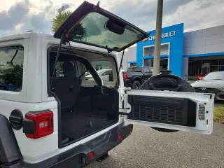 Jeep Wrangler 2025 4x4 Rubicon 4dr SUV