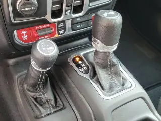 Jeep Wrangler 2025 4x4 Rubicon 4dr SUV