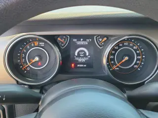 Jeep Gladiator 2021 4x4 Sport 4dr Crew Cab 5.0 ft. SB