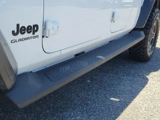 Jeep Gladiator 2021 4x4 Sport 4dr Crew Cab 5.0 ft. SB