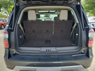 Ford Expedition 2021 4x2 Limited 4dr SUV