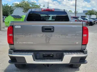 Chevrolet Colorado 2022 4x4 Work Truck 4dr Crew Cab 5 ft. SB