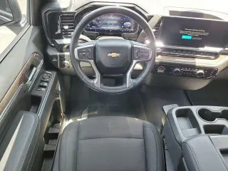 Chevrolet Silverado 1500 2023 4x4 LT 4dr Crew Cab 5.8 ft. SB w/1LT