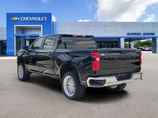 Chevrolet Silverado 1500 2023 4x4 LT 4dr Crew Cab 5.8 ft. SB w/1LT
