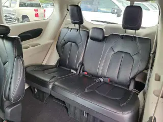 Chrysler Pacifica 2023 Touring L 4dr Mini-Van