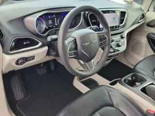 Chrysler Pacifica 2023 Touring L 4dr Mini-Van