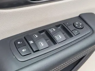 Chrysler Pacifica 2023 Touring L 4dr Mini-Van