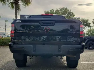 Nissan Frontier 2024 4x4 PRO-4X 4dr Crew Cab 5 ft. SB