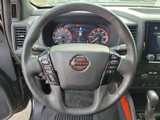 Nissan Frontier 2024 4x4 PRO-4X 4dr Crew Cab 5 ft. SB