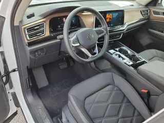 Volkswagen Atlas 2025 AWD SE 4Motion 4dr SUV w/Technology