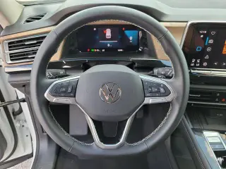 Volkswagen Atlas 2025 AWD SE 4Motion 4dr SUV w/Technology