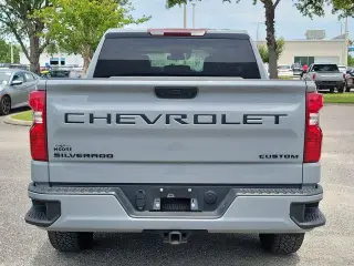 Chevrolet Silverado 1500 2025 4x4 Custom 4dr Crew Cab 5.8 ft. SB