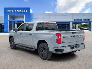 Chevrolet Silverado 1500 2025 4x4 Custom 4dr Crew Cab 5.8 ft. SB