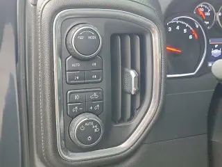 Chevrolet Silverado 1500 Limited 2022 4x4 RST 4dr Crew Cab 5.8 ft. SB