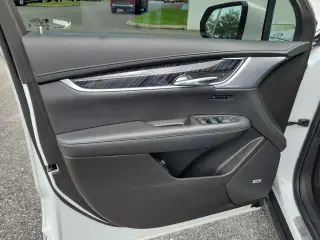 Cadillac XT6 2023 Premium Luxury 4dr SUV