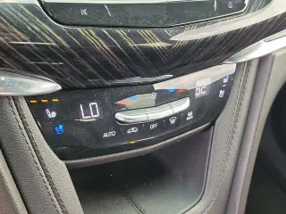 Cadillac XT6 2023 Premium Luxury 4dr SUV