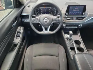 Nissan Altima 2025 2.5 SV 4dr Sedan