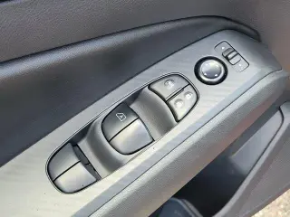 Nissan Altima 2025 2.5 SV 4dr Sedan