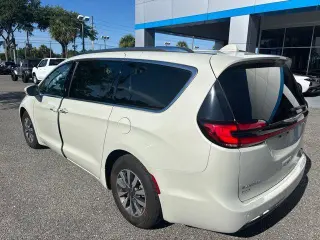 Chrysler Pacifica 2021 Touring L 4dr Mini-Van