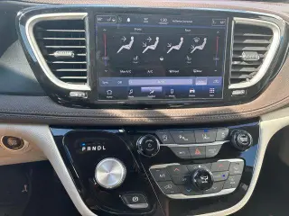 Chrysler Pacifica 2021 Touring L 4dr Mini-Van