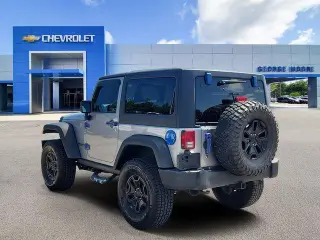 Jeep Wrangler 2017 4x4 Willys Wheeler 2dr SUV