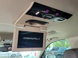 GMC Yukon 2019 4x4 Denali 4dr SUV