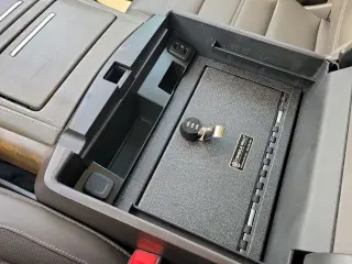 GMC Yukon 2019 4x4 Denali 4dr SUV
