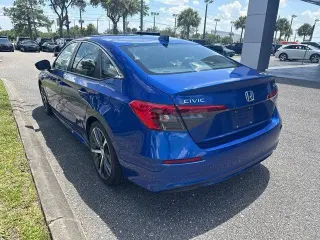Honda Civic 2022 Touring 4dr Sedan