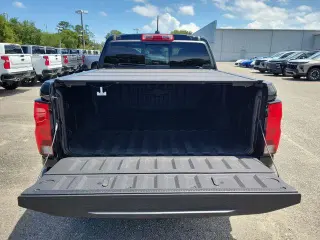 Chevrolet Colorado 2025 4x4 Trail Boss 4dr Crew Cab 5 ft. SB