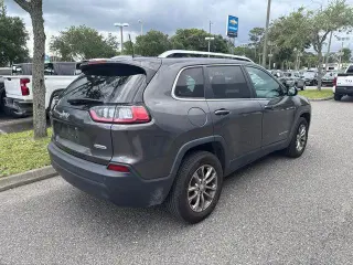 Jeep Cherokee 2019 4x4 Latitude Plus 4dr SUV