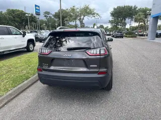 Jeep Cherokee 2019 4x4 Latitude Plus 4dr SUV