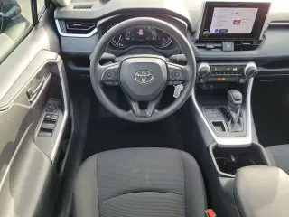 Toyota RAV4 2024 AWD LE 4dr SUV