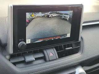 Toyota RAV4 2024 AWD LE 4dr SUV
