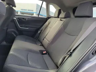 Toyota RAV4 2024 AWD LE 4dr SUV