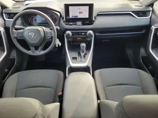 Toyota RAV4 2024 AWD LE 4dr SUV