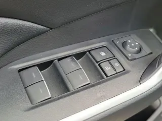 Toyota RAV4 2025 XLE 4dr SUV