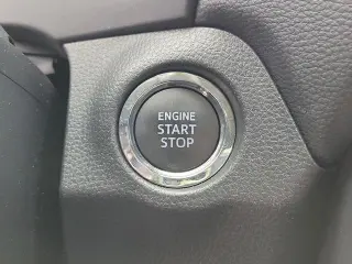 Toyota RAV4 2025 XLE 4dr SUV