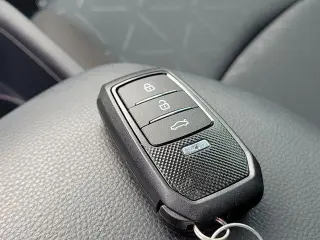 Toyota RAV4 2025 XLE 4dr SUV