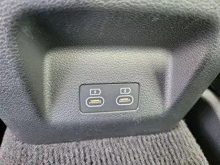 Genesis G70 2025 2.5T Standard 4dr Sedan