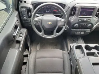 Chevrolet Silverado 1500 2024 4x4 Custom 4dr Crew Cab 5.8 ft. SB