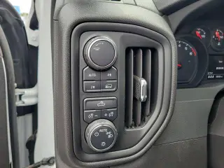 Chevrolet Silverado 1500 2024 4x4 Custom 4dr Crew Cab 5.8 ft. SB