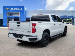 Chevrolet Silverado 1500 2024 4x4 Custom 4dr Crew Cab 5.8 ft. SB