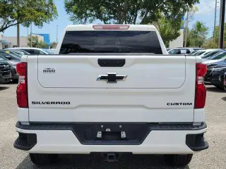 Chevrolet Silverado 1500 2024 4x4 Custom 4dr Crew Cab 5.8 ft. SB