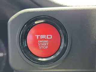 Toyota Tacoma 2024 4x4 TRD Off-Road 4dr Double Cab 5.0 ft SB 8A