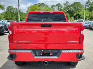 Chevrolet Silverado 1500 2023 4x4 Custom 4dr Crew Cab 5.8 ft. SB