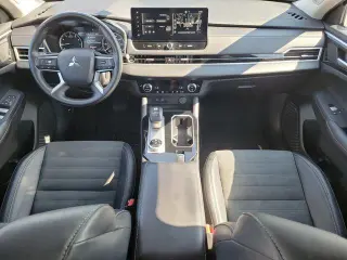 Mitsubishi Outlander 2025 SE 4dr SUV