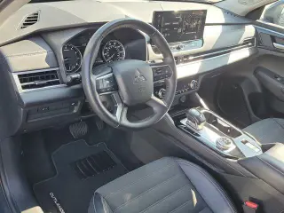 Mitsubishi Outlander 2025 SE 4dr SUV
