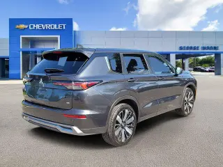 Mitsubishi Outlander 2025 SE 4dr SUV