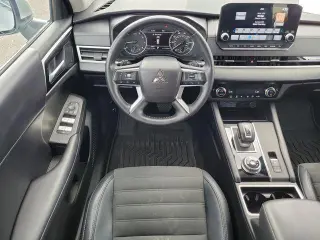 Mitsubishi Outlander 2024 SE 4dr SUV